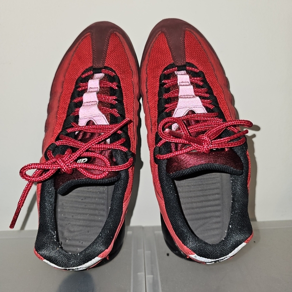 Air max 95 BY YOU Mens 9 Red Black - Picture 3 of 6